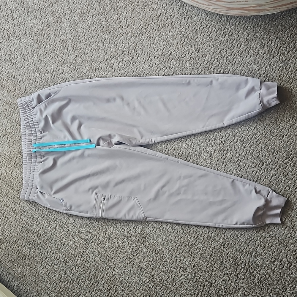 Figs joggers, large, beige/gray